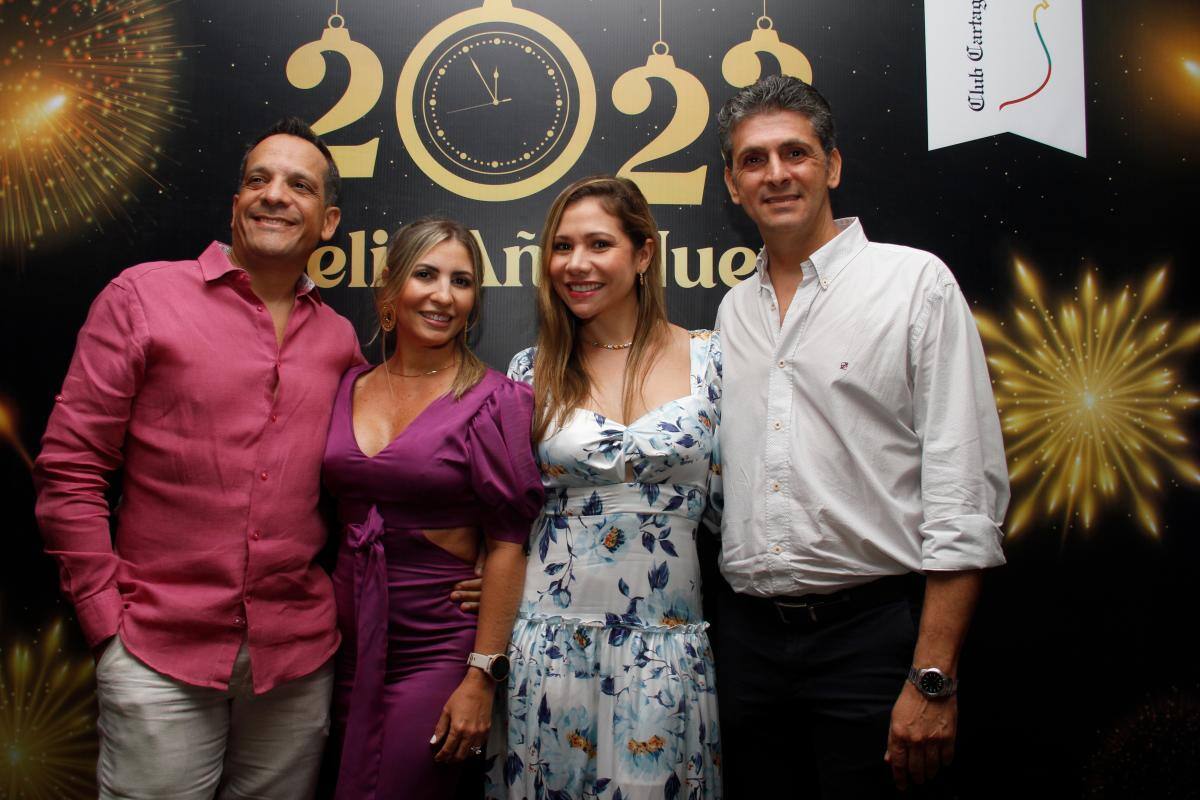 Javier Delgado, Verónica Sierra, Ana María Pizarro y Michel Chalita.