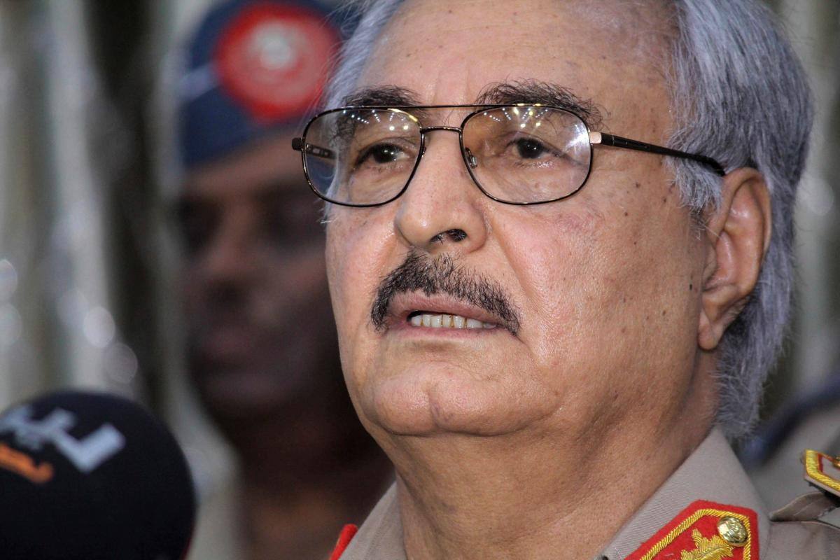 Un tribunal libio condena a muerte a Hafter y enmaraña aún más las elecciones