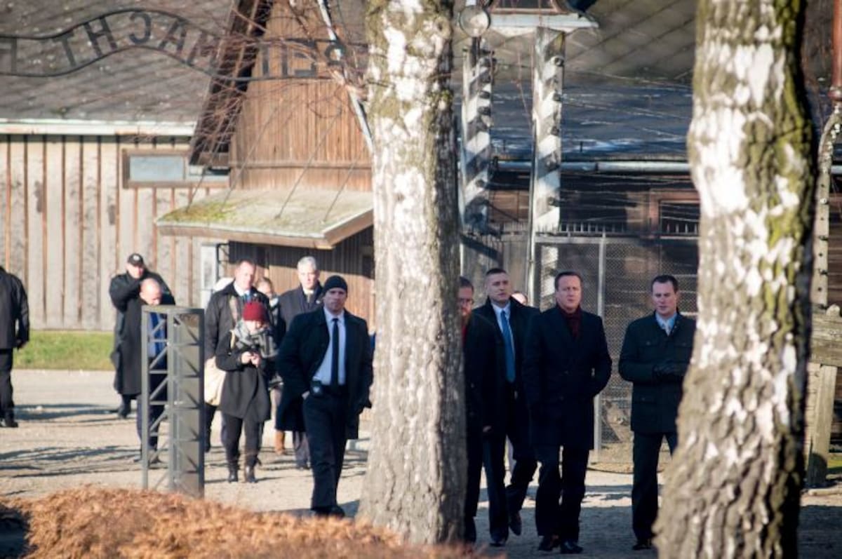 Visita del primer ministro británico, David Cameron a Auschwitz, campo de concentración nazi, al sur de Polonia. AP Jarek Praszkiewicz
