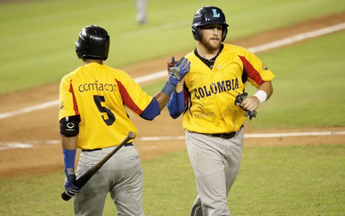 El norteamericano Stewart Ijames fue uno de los jugadores destacados de leones en la Serie Latinoamericana de Béisbol.e AP