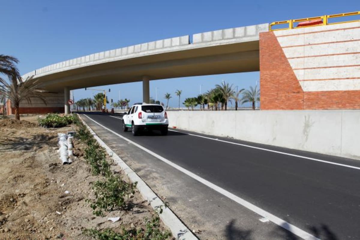 El Anillo Vial de Crespo, que tenía como fecha de entrega el 21 de octubre, será entregado entre el 24 o 31 de diciembre de este año. Julio Castaño/El Universal