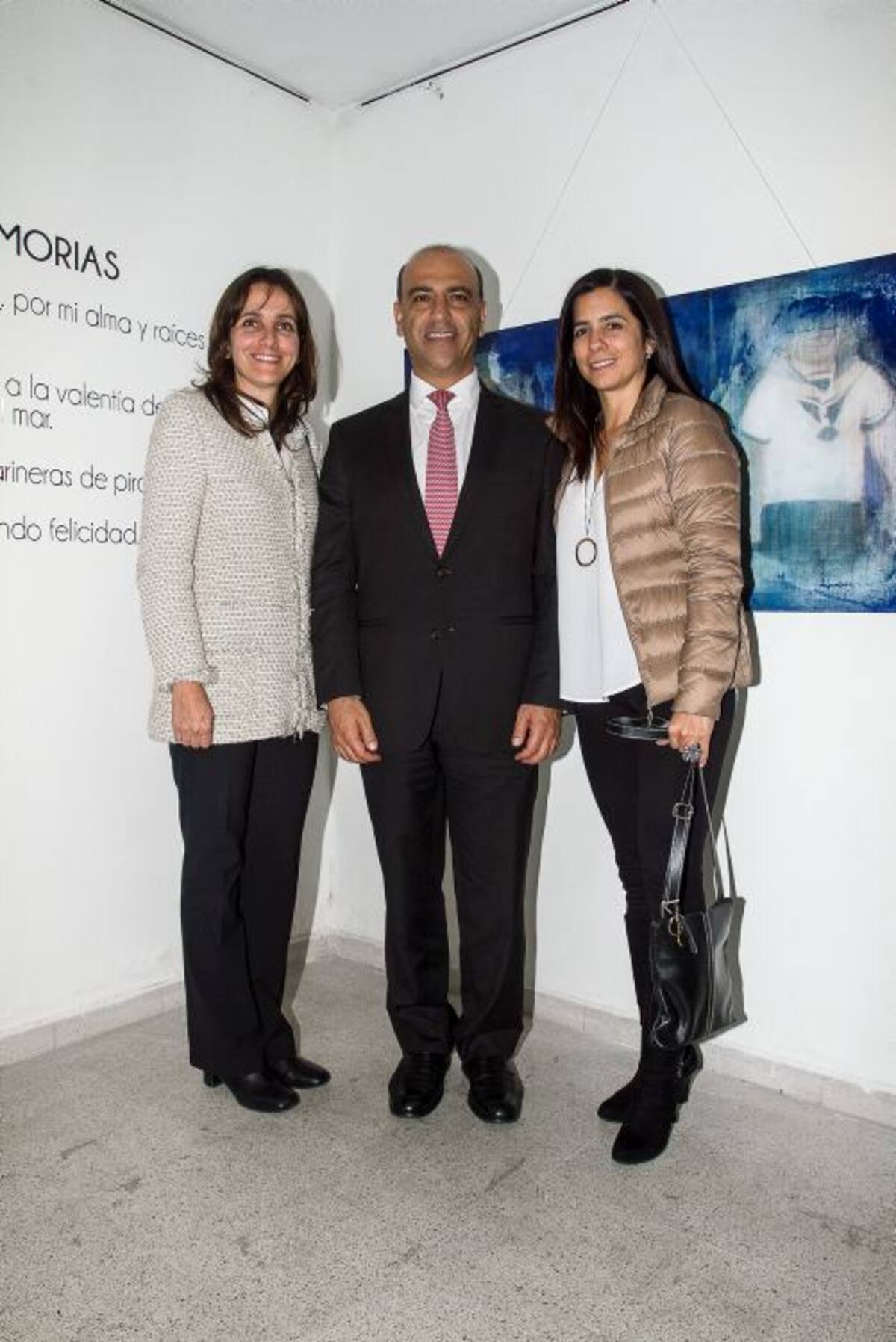 Cristina De La Vega, Juan C. Galindo De La Vega y Carolina Largacha.