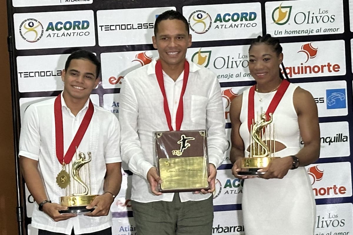 Carlos Bacca es el deportista del año de Acord Atlántico 2023