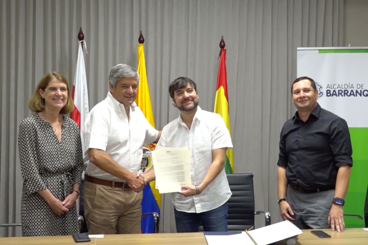 Jóvenes barranquilleros se capacitan con Amazon Web Services