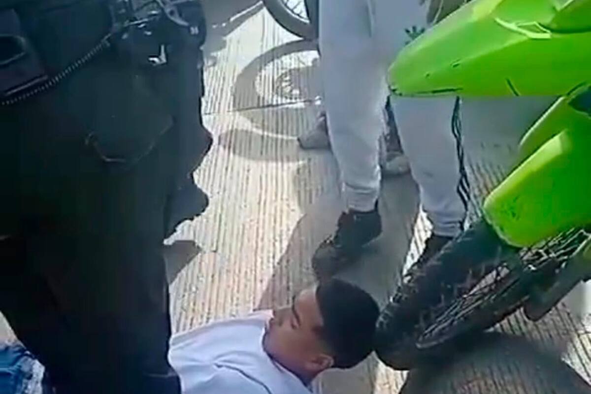 Ladrones chocan contra buseta tras atracar y son capturados por la Policía