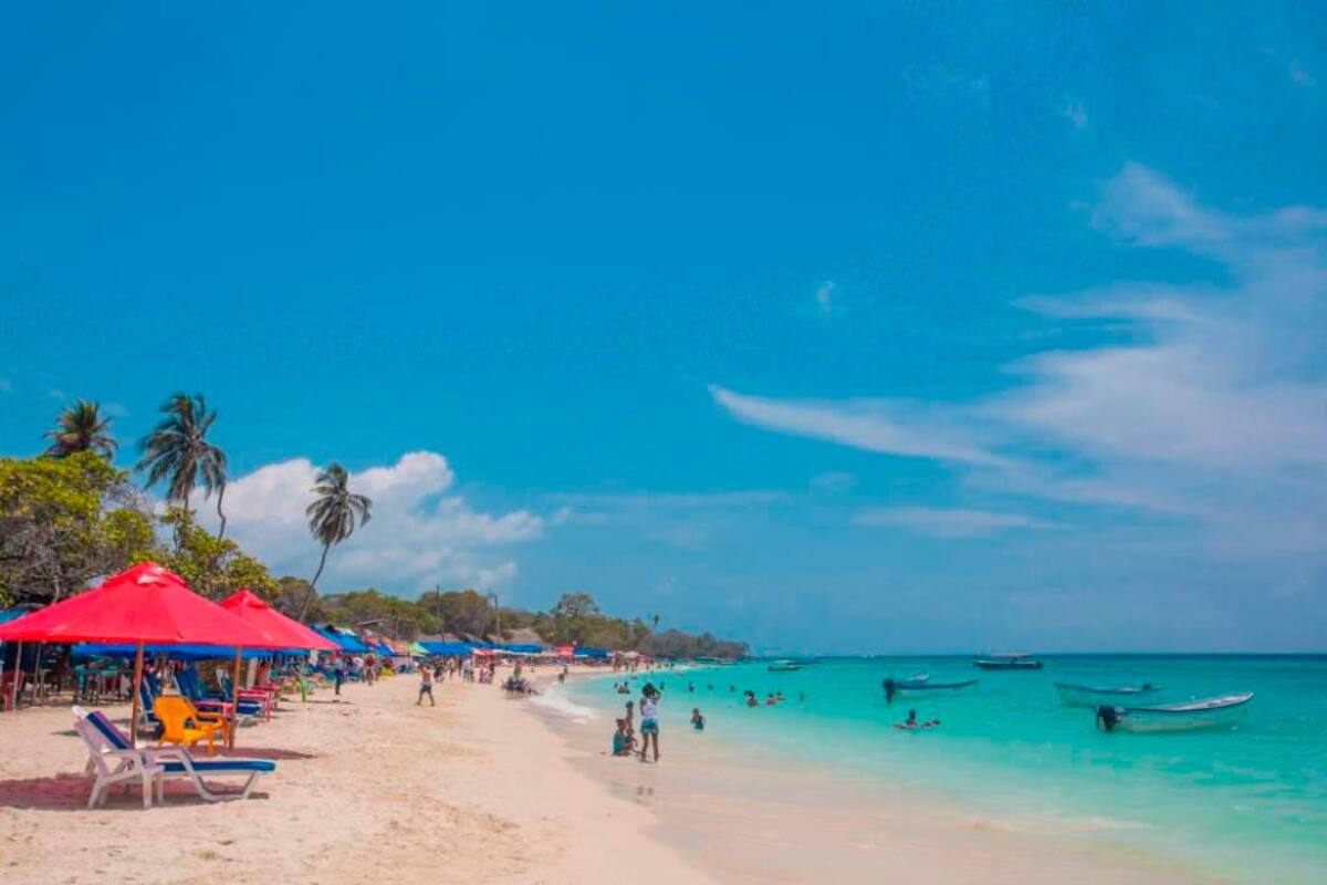 A turistas querían cobrarles casi $3 millones por servicio en playa de Cartagena