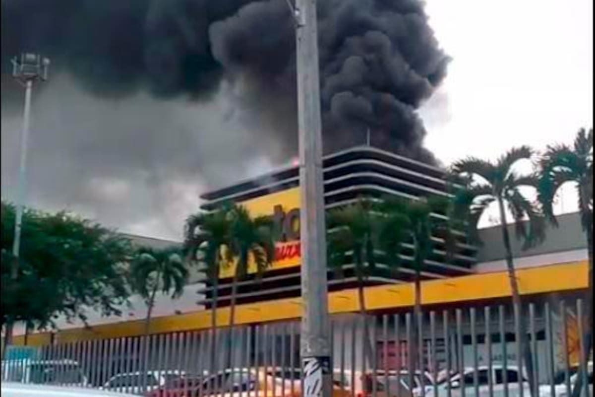 Video: Incendio en el Éxito se originó en equipos de aires acondicionado