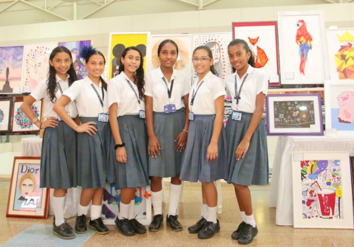 Valeria Corrales, Salomé Moreno, Isabella Bastó, Isabella Rales, Valentina Martínez y Nicole Navia. Cortesía