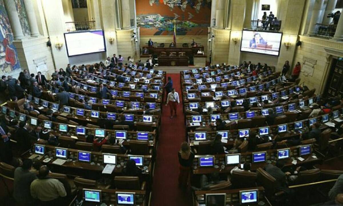 12 de los 13 bolivarenses que hoy nos representan en el Congreso de la República aspiran a ser reelegidos este domingo. Cortesía.