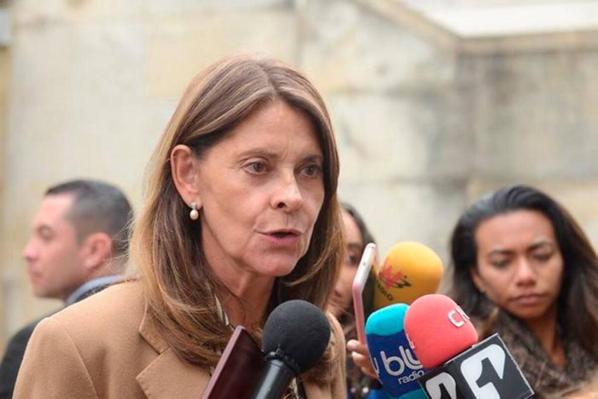 Playa Blanca podría permanecer cerrada si no se toman medidas: Vicepresidenta