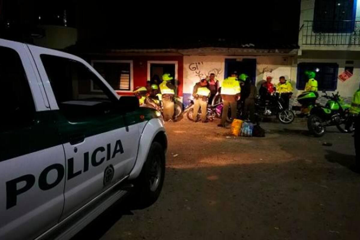 ¿Por qué lo hizo? Lo pillaron botando el cadáver de su mamá en una calle
