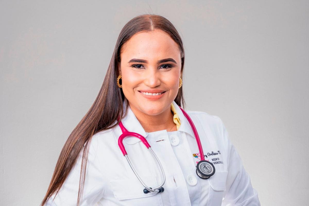 Mary Carmen Orellano, doctora.