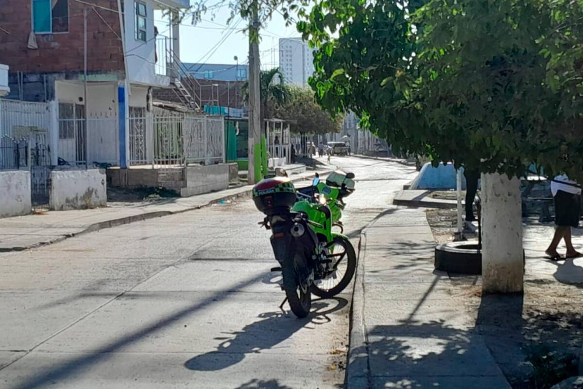 Sicarios matan a bala a pintor de buques mientras jugaba dominó en Ceballos