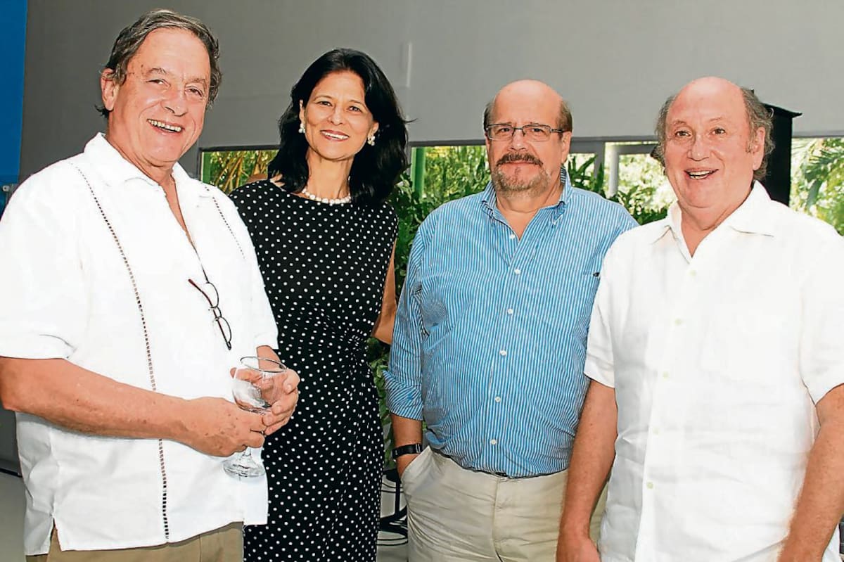 Eduardo Irisarri, Claudia Fadul, Antonio Pinillo y Fernando Carreras.