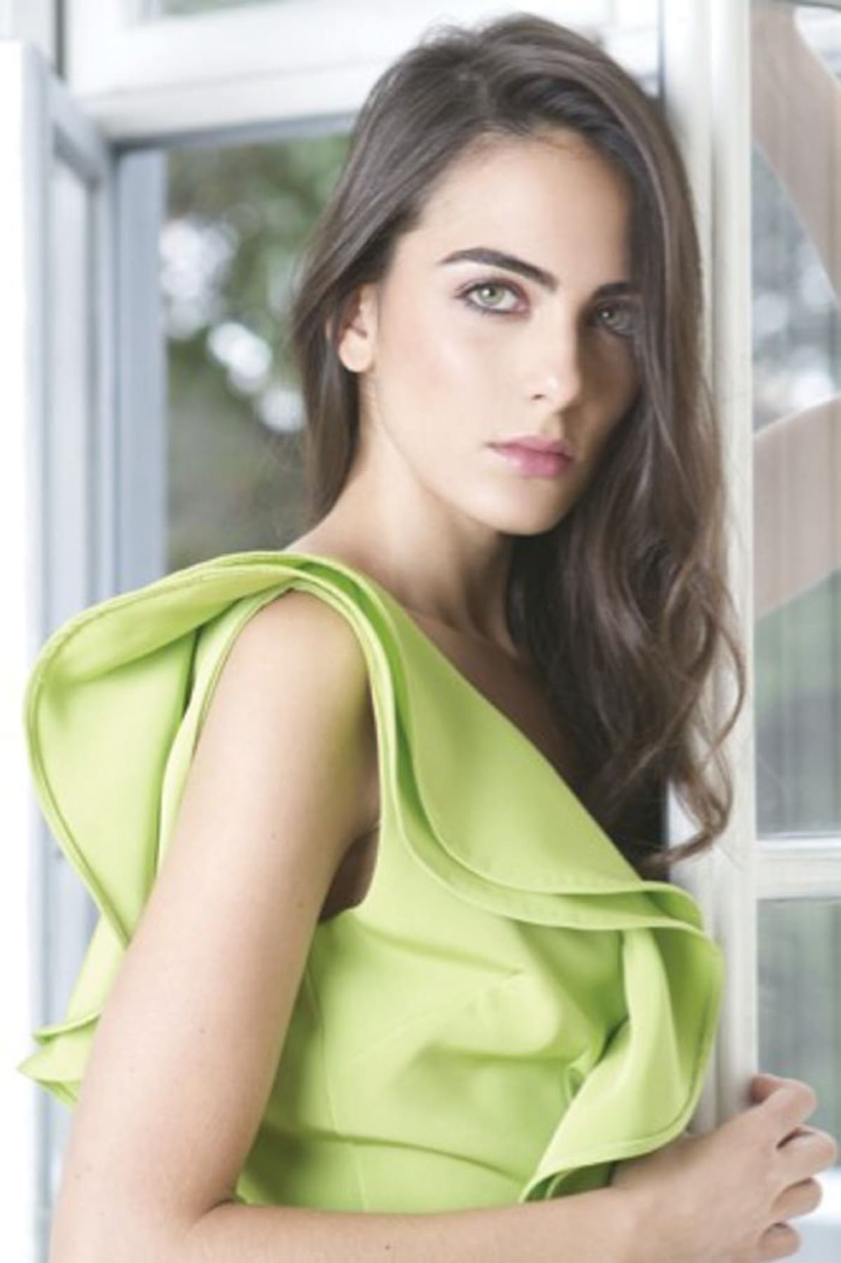En Colombia ha modelado para marcas como Johanna Ortiz, Pink Filosophy y Touché. Además es la nueva imagen de Studio F.
