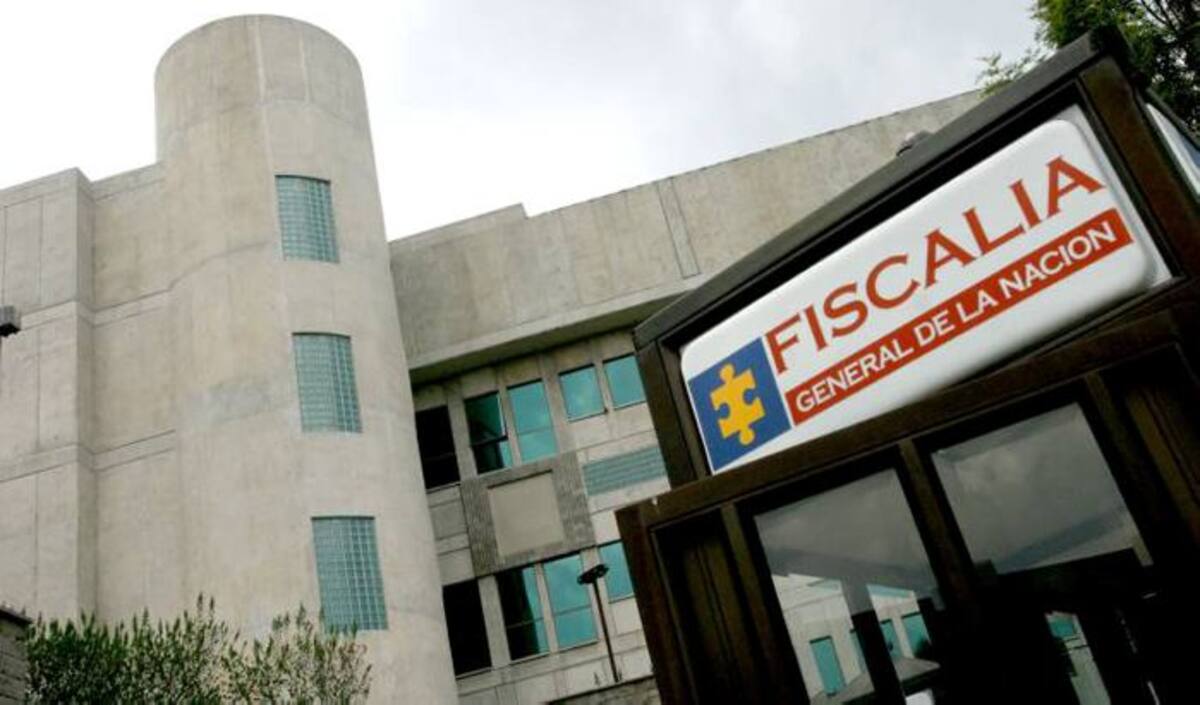 El CTI de la Fiscalía capturó a Diego Mauricio Rayo, el abogado que, según la Fiscalía, sería el enlace clave entre el senador Armando Benedetti y la red de chuzadas. COLPRENSA