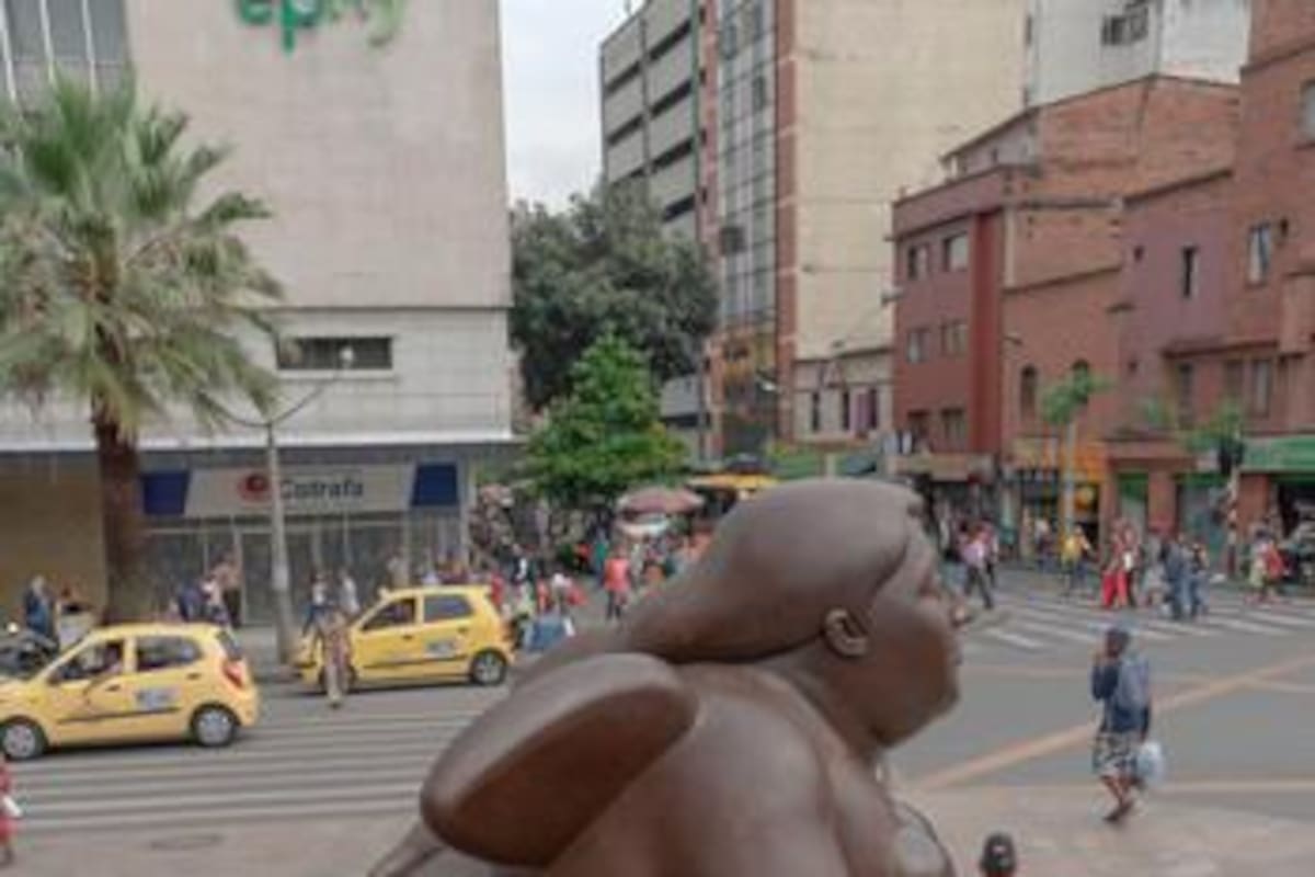 Maestro Fernando Botero cuestiona cierre de su plaza en Medellín