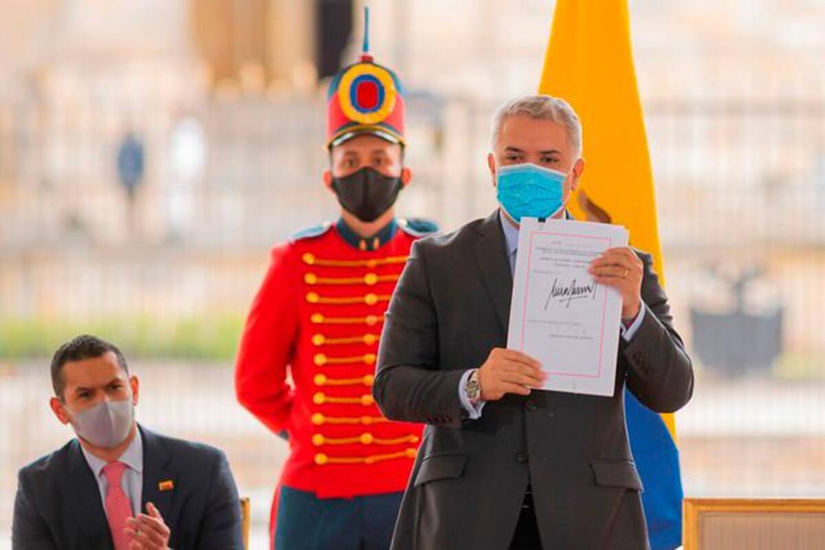 Presidente Duque sanciona la reforma tributaria