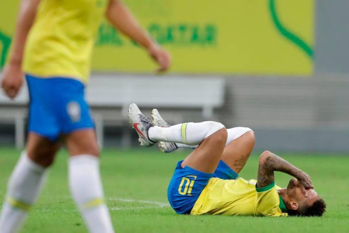 Neymar se retira lesionado del amistoso entre Brasil y Catar