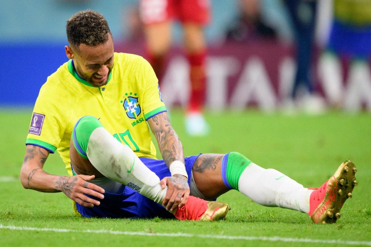 Video: la lesión de Neymar que lo deja en duda para el juego ante Colombia