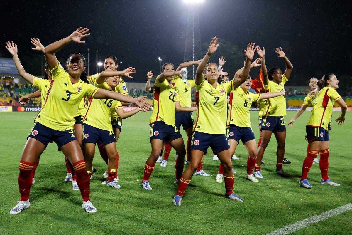 Entrenadores hablan sobre el poco apoyo que recibe el fútbol femenino