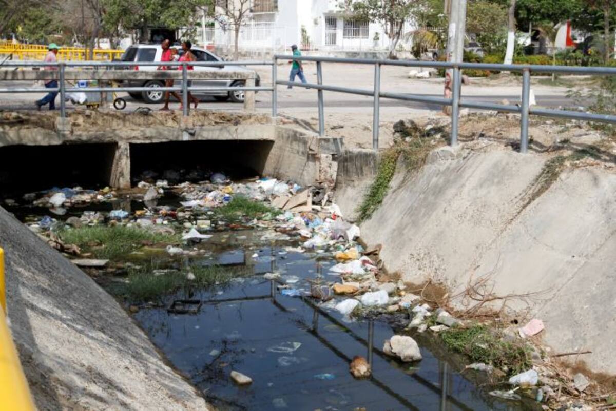 29 kilómetros de caños y canales entran en la fase 1 del Plan de Drenajes de la ciudad, cuyos recursos manejará Edurbe. Archivo