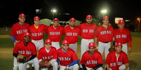 Albercón debuta con triunfo sobre Red Sox en el Sóftbol de Novatos Pie de la Popa