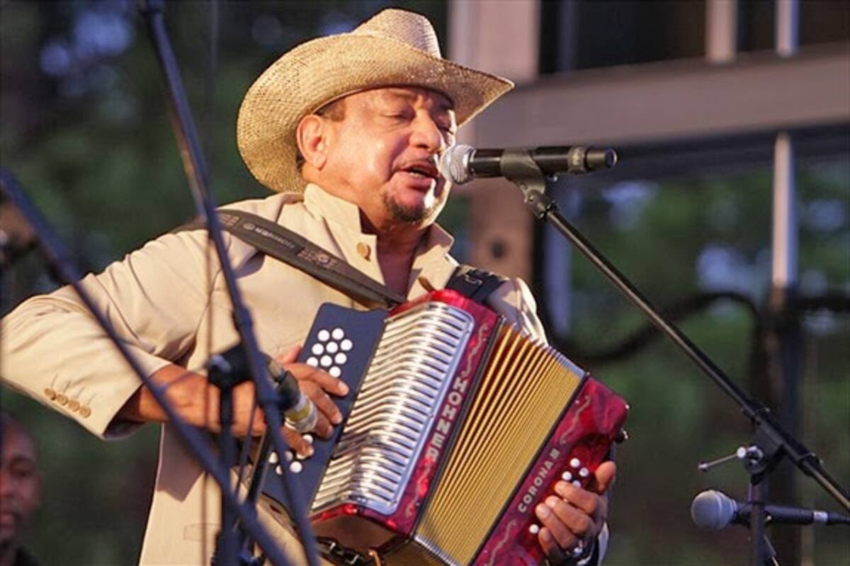 El gran Lisandro Meza, uno de los más grandes exponentes de la música popular colombiana.