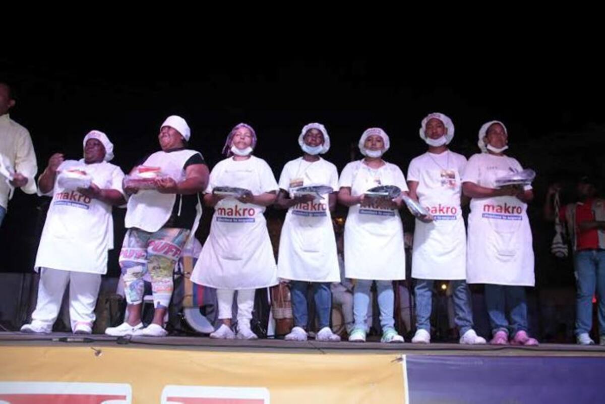 Grupo completo de ganadores del Festival del Frito. CORTESÍA