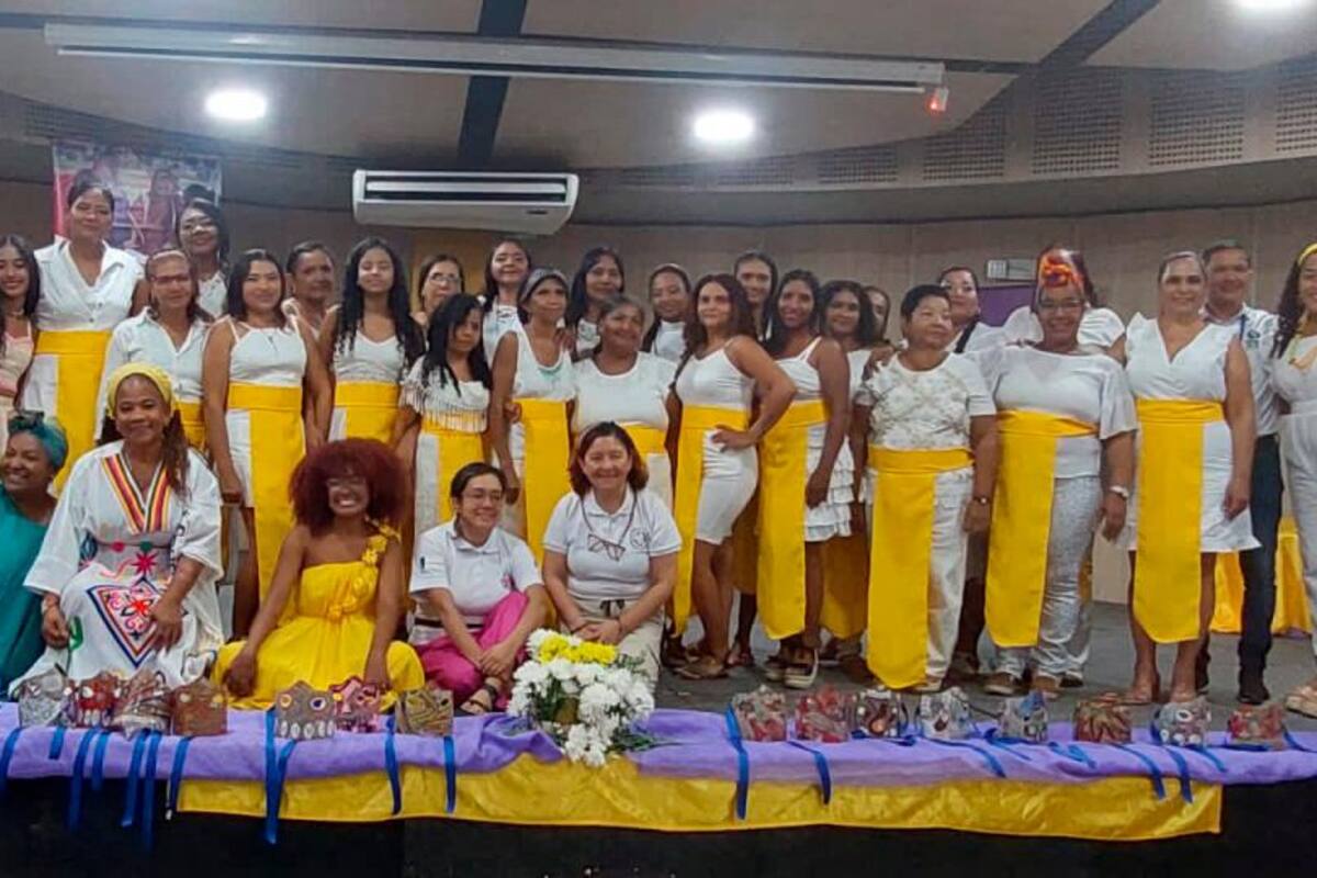 “Desenmascarando la verdad”, una acción de la Ruta Pacífica de las Mujeres