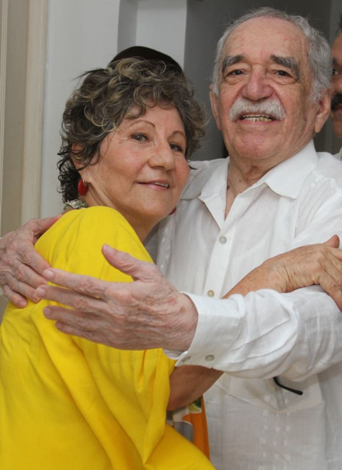Gloria Triana con Gabriel García Márquez en 2013. Maruja Parra-El Universal