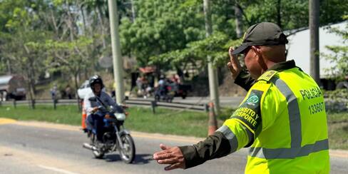 Policía de Bolívar despliega fuerte operativo de seguridad vial para el puente festivo