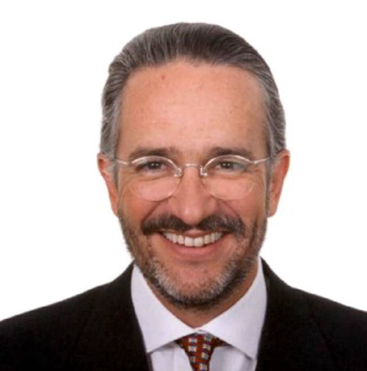 Ricardo Salinas Pliego, multimillonario de México. tv Azteca
