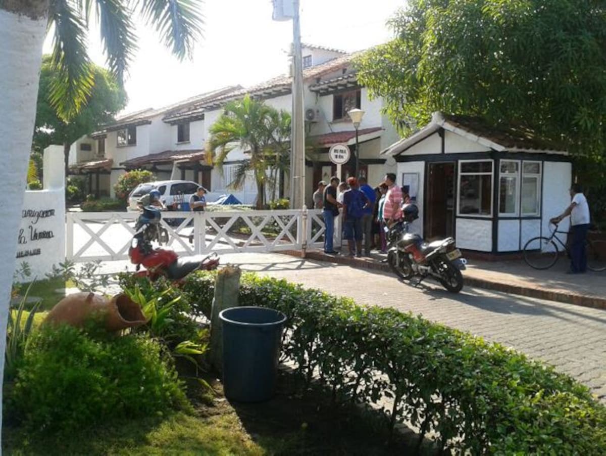 La Policía se encuentra en el lugar. EL UNIVERSAL