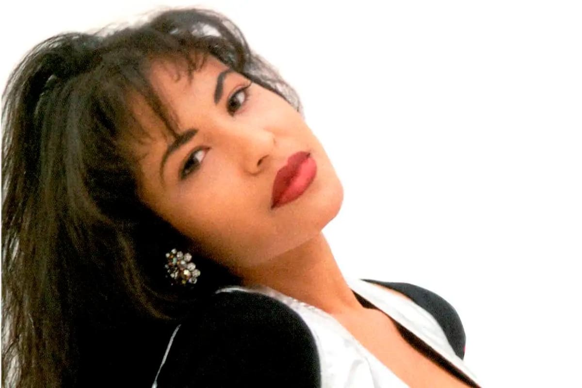 27 años después de su muerte, así suena lo nuevo de Selena Quintanilla