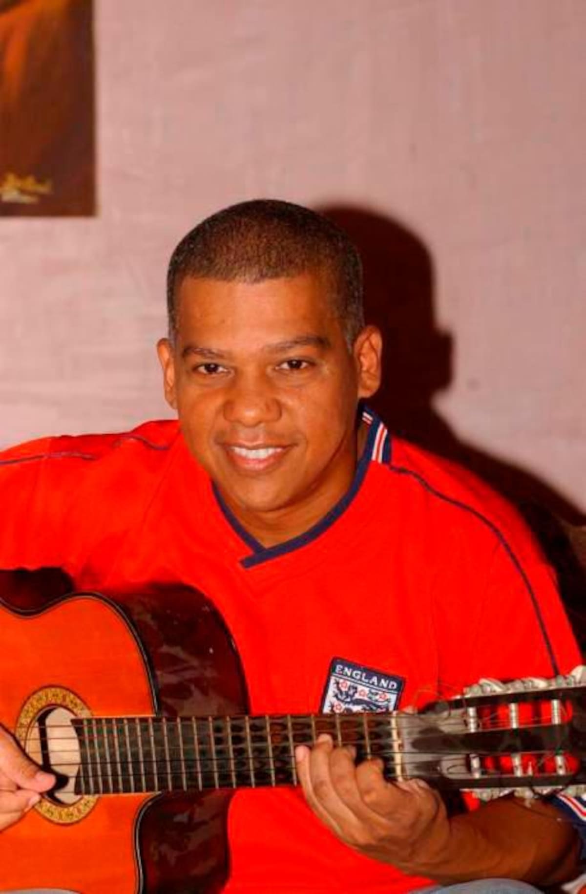 Los inicios de Víctor del Real fueron con la guitarra