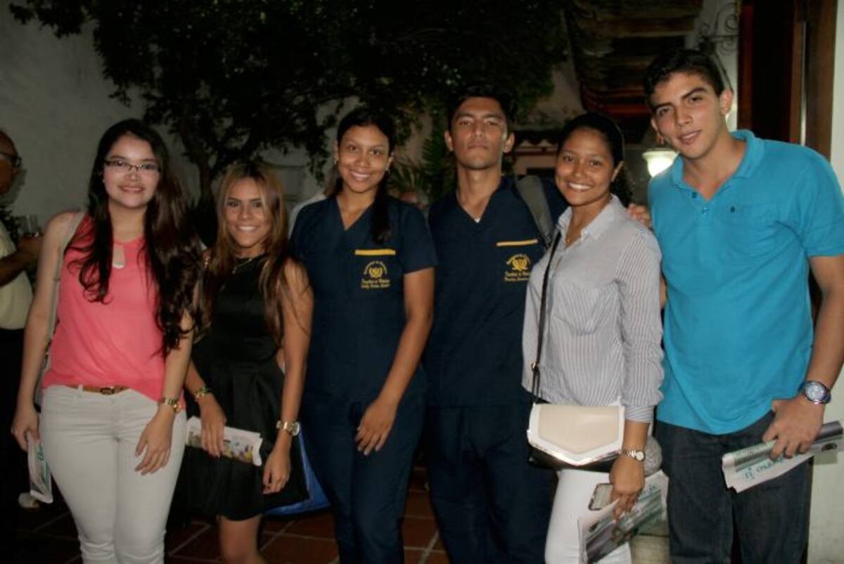 Sihara Gil Barrera, Viany Gaviria Sánchez, Leidys Durán Méndez, Freddy Quintana, María Fernanda Mercado y Carlos Moreno Ramos. ZENIA VALDELAMAR