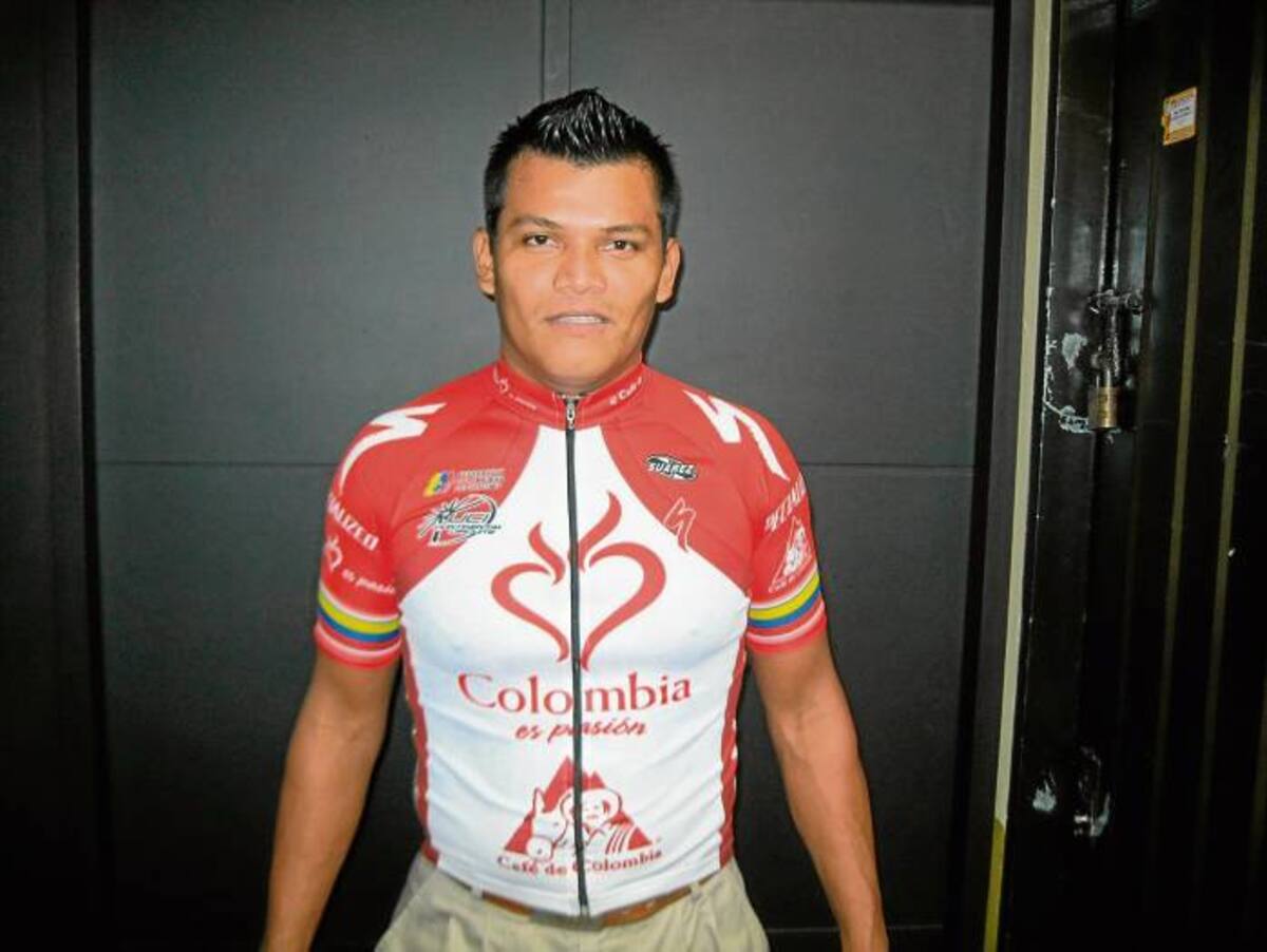 Luis “El Indio” Piñeres se recupera de un accidente cuando estaba en competencia en las carreteras de Córdoba.