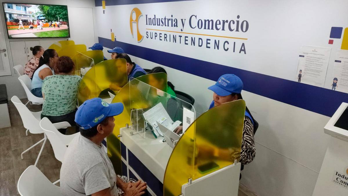 Interior de la unidad móvil de la Superintendencia de Industria y Comercio, SIC. // Cortesía