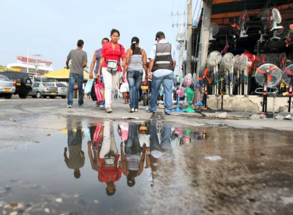 La misma gente que labora o vive en la zona aledaña al Barrio Chino, y hasta los peatones que la frecuentan agravan el problema de insalubridad que los afecta. AROLDO MESTRE ALCÁNTARA - EL UNIVERSAL