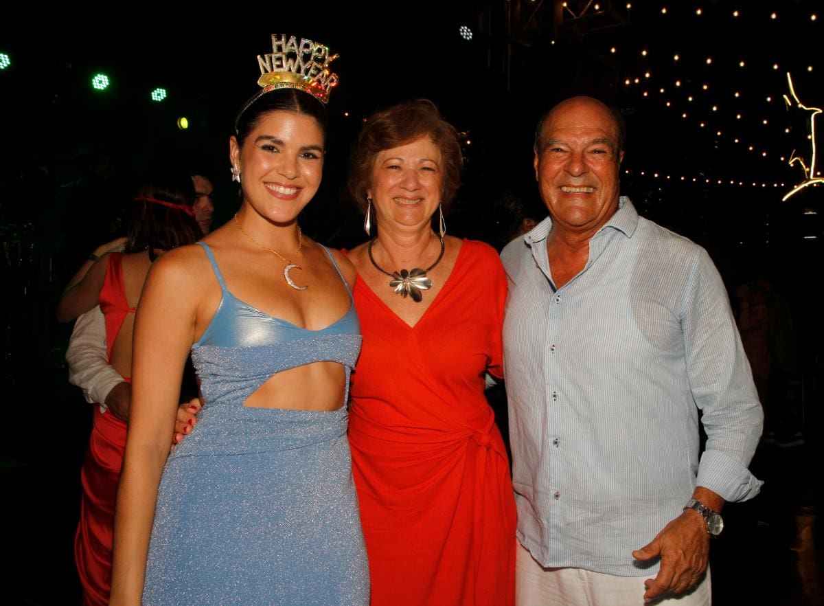 María Juliana Morales, María Teresa Del Castillo y Rafael Morales.