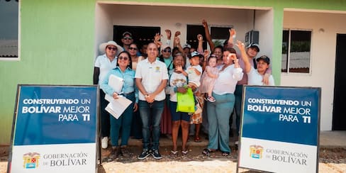 Gobernación de Bolívar entrega viviendas a víctimas del conflicto en el sur de Bolívar