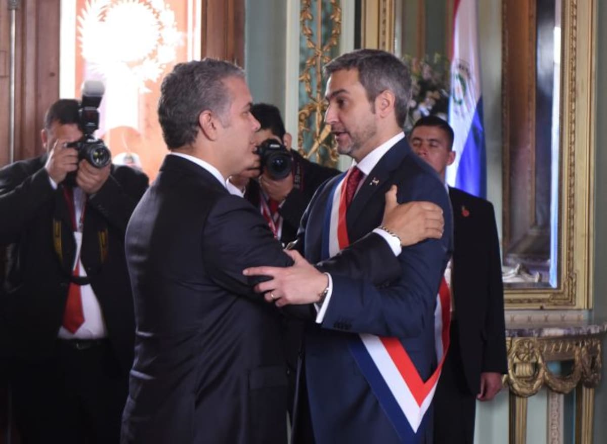 El recién nombrado presidente de Paraguay, Mario Abdo Benítez, se reunió hoy con su homólogo de Colombia, Iván Duque. AP