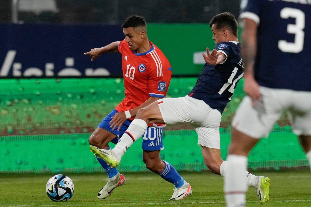 Opaco empate entre Chile y Paraguay