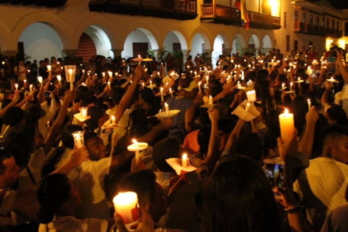 Velatón de los estudiantes de la Universidad de Cartagena realizada el 10 de octubre. Hoy continúan las manifestaciones. El Universal