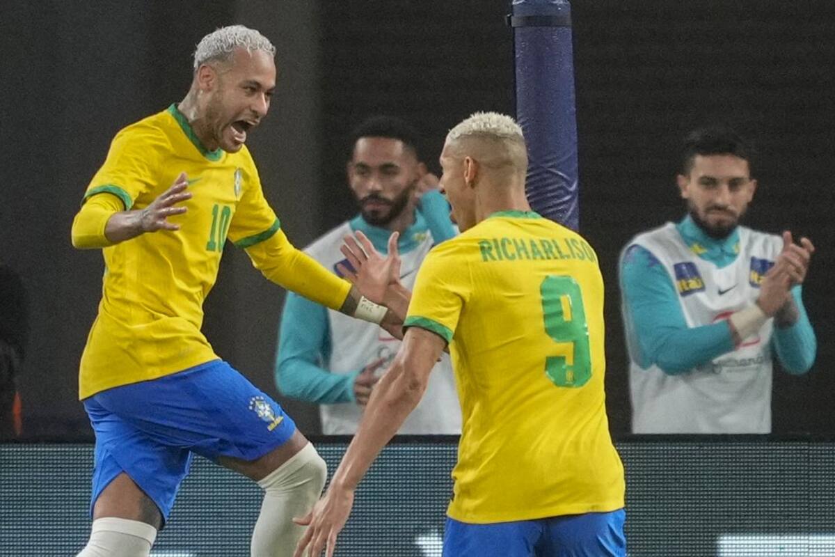 Neymar llega a 74 goles y queda a 3 del récord de Pelé