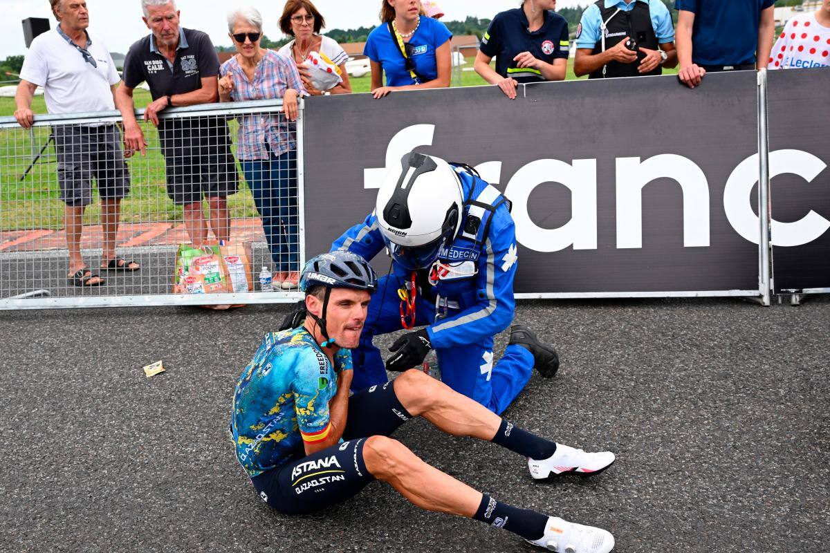 Video: así fue la aparatosa caída en el esprint de la etapa 4 del Tour