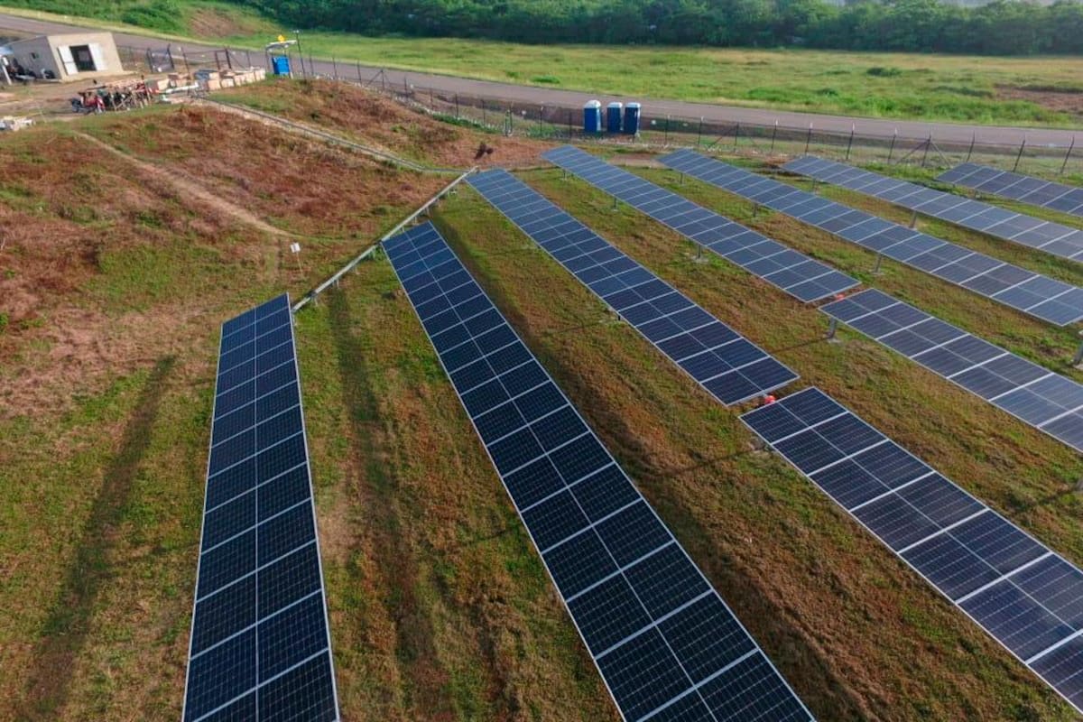 Este es el porcentaje de avance de la granja solar de la UTB