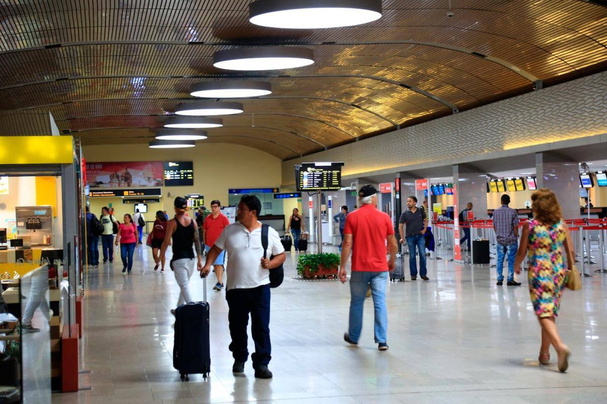 Ampliación del aeropuerto Rafael Núñez: 36 firmas se disputan la interventoría