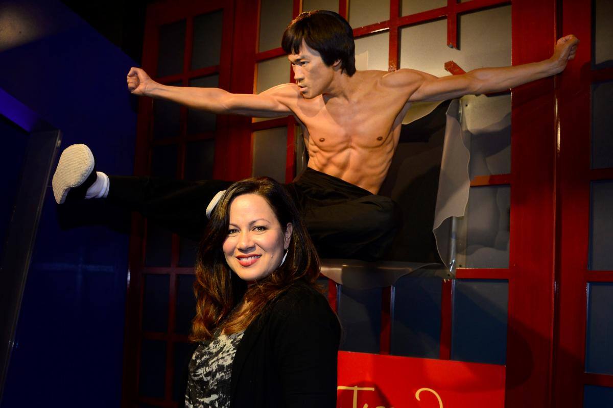 Hija de Bruce Lee demanda a cadena restaurantes por usar imagen de su padre